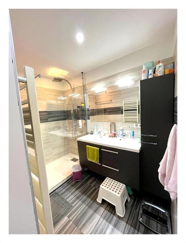 Maison - 137 m² - 5 pièces