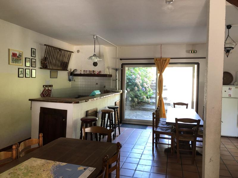 Villa - 337 m² - 15 pièces