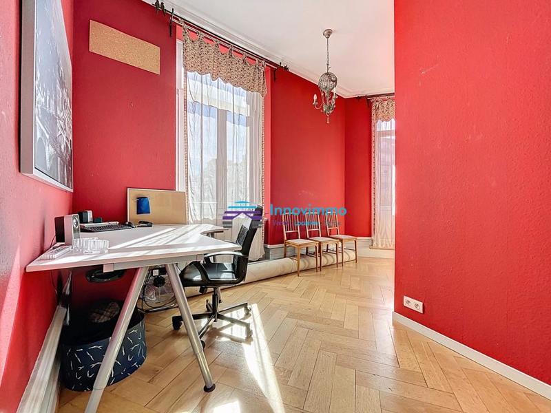 Appartement - 157 m² - 7 pièces
