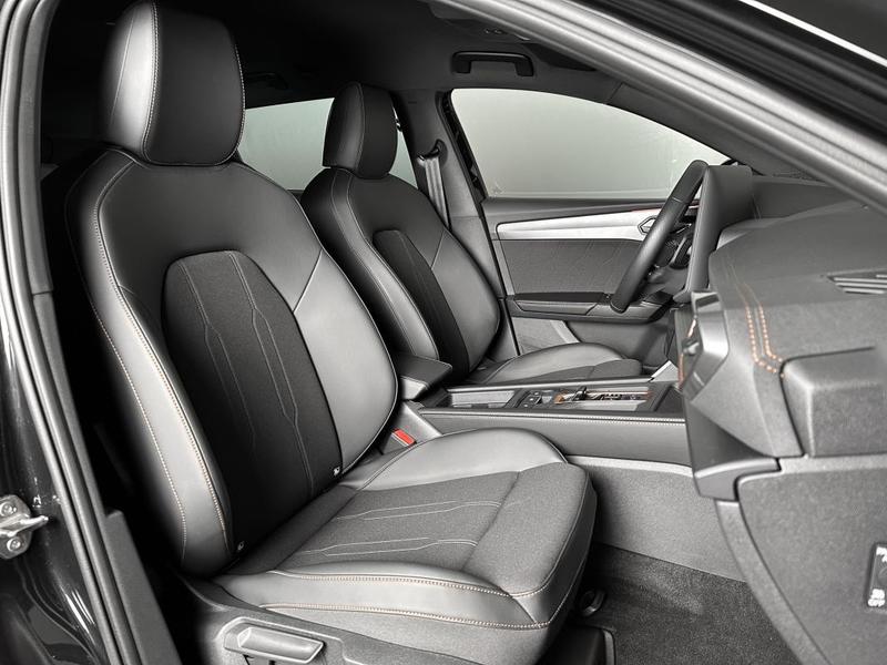 Cupra Leon Sportstourer 1.5 E-Tsi 150ch Dsg Ja18p Digital Cockpit Sieges Chauff Carplay Camera Gps