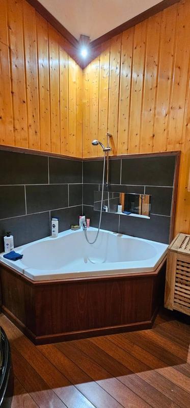 Maison - 282 m² - 10 pièces