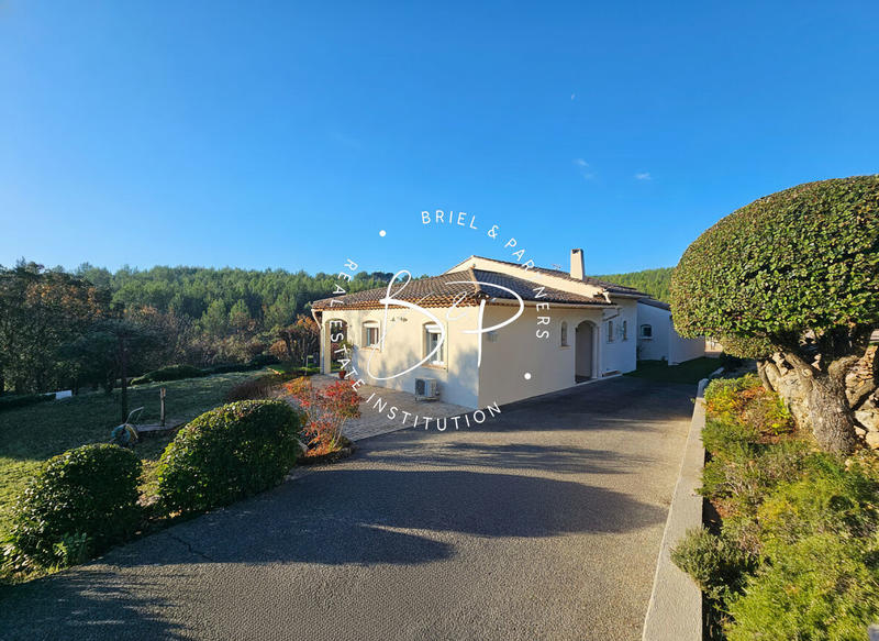 Maison - 190 m² - 6 pièces