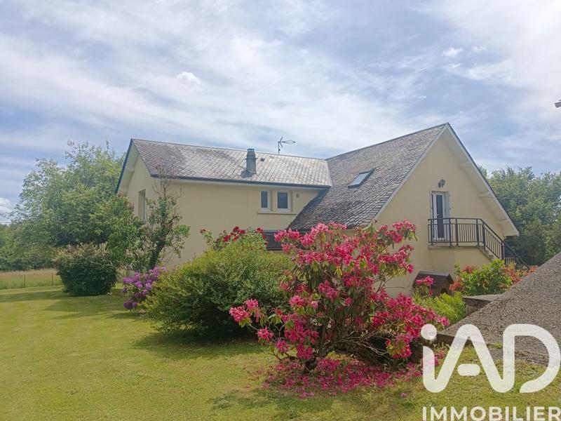 Maison - 163 m² - 9 pièces