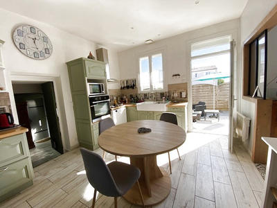 Maison - 172 m² - 7 pièces