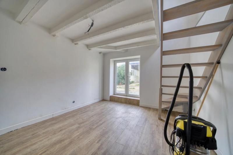 Château - 100 m² - 4 pièces