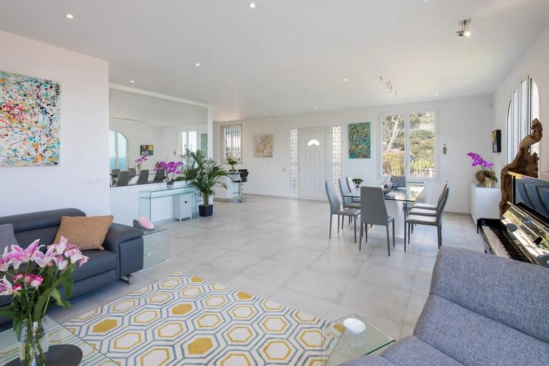 Villa - 230 m² - 5 pièces