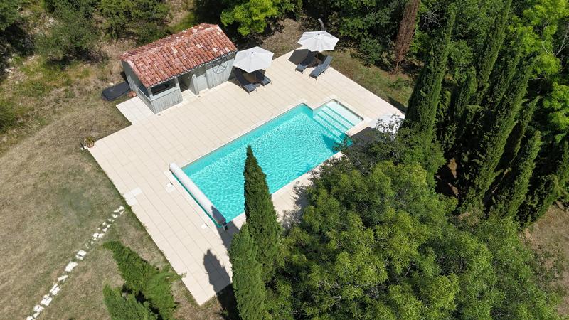 Maison - 426 m² - 15 pièces