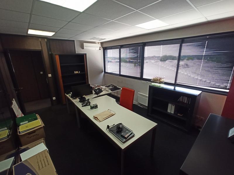 Bureau - 270 m²