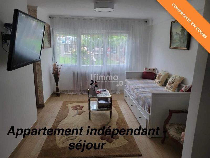 Maison - 252 m² - 10 pièces