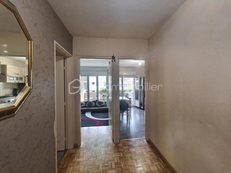 Appartement - 83 m² - 4 pièces