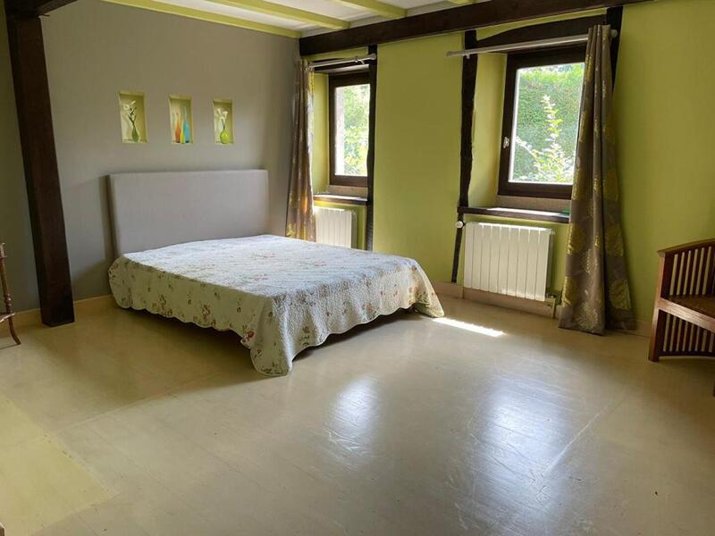 Maison - 384 m² - 11 pièces