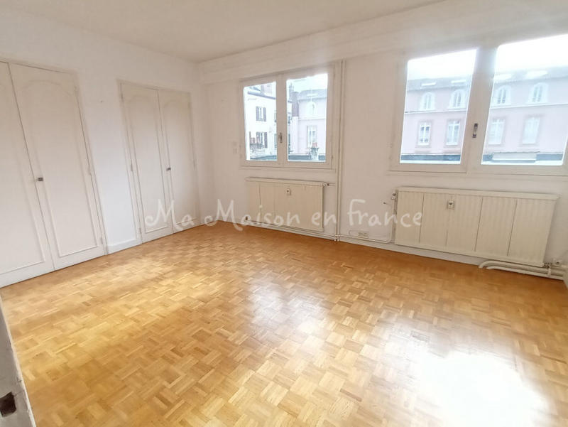 Appartement - 111 m² - 4 pièces