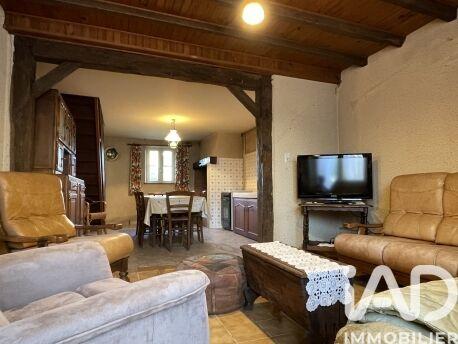 Maison - 240 m² - 10 pièces