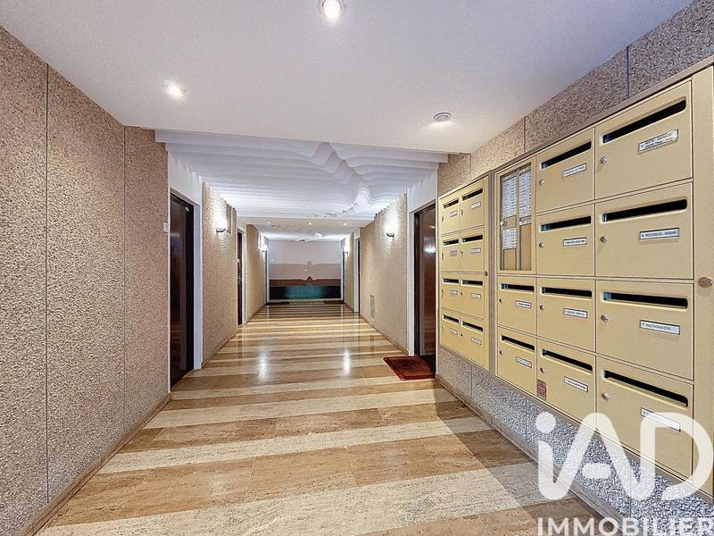 Appartement - 95 m² - 5 pièces