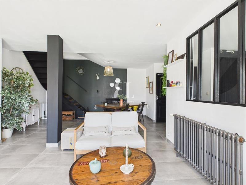 Maison - 145 m² - 6 pièces