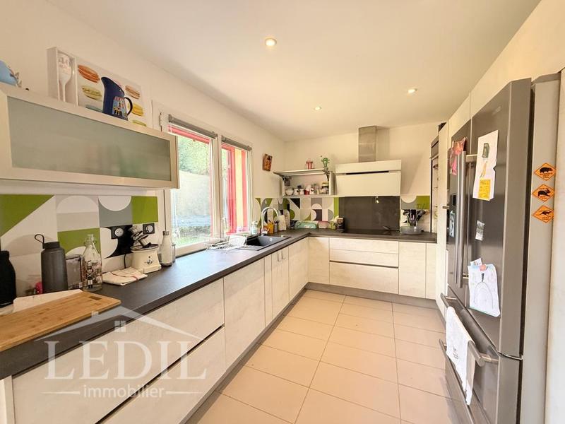 Maison d'architecte - 140 m² - 4 pièces