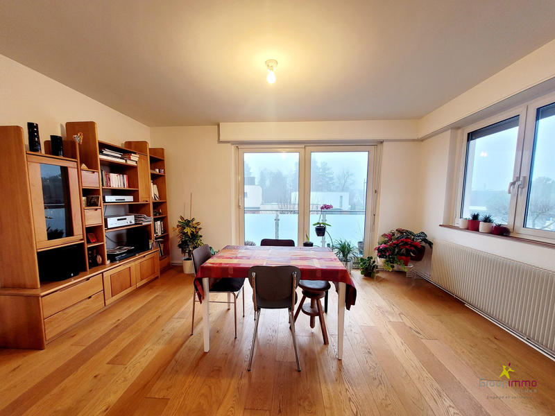 Appartement - 101 m² - 4 pièces