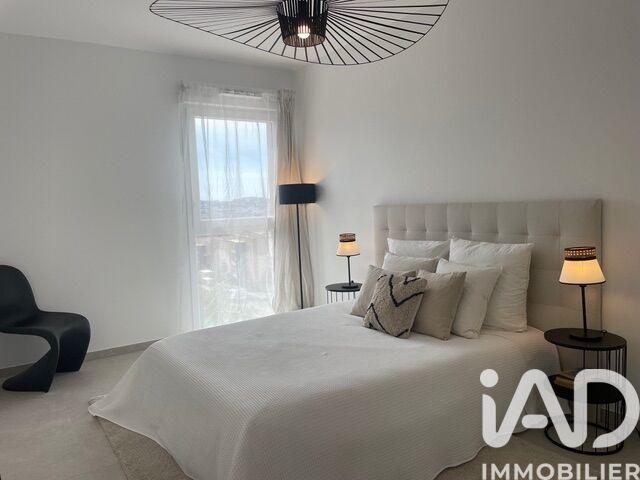 Appartement - 82 m² - 4 pièces