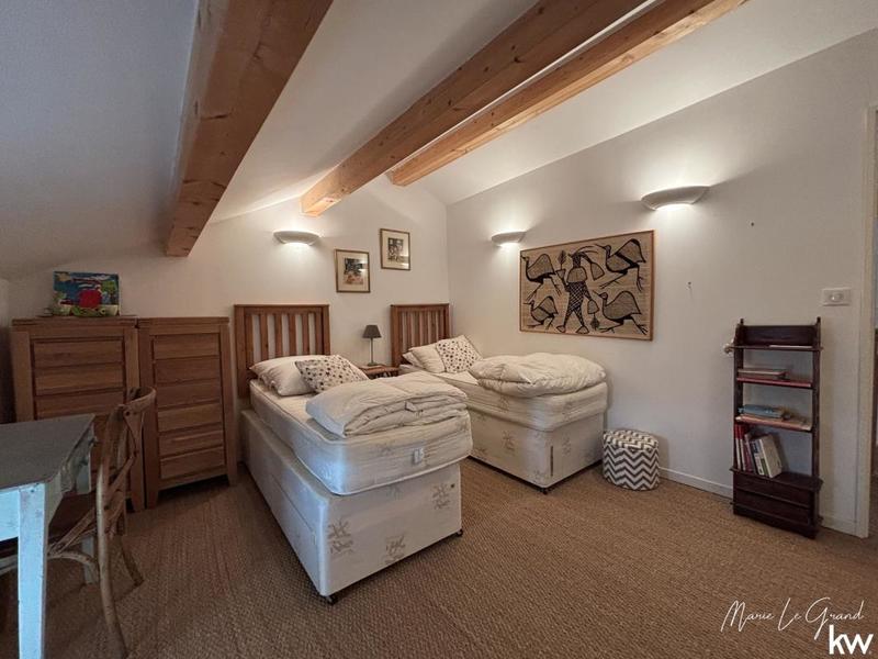 Maison en pierre - 162 m² - 8 pièces