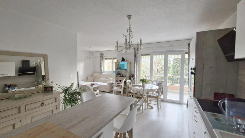 Appartement - 77 m² - 4 pièces