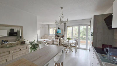 Appartement - 77 m² - 4 pièces