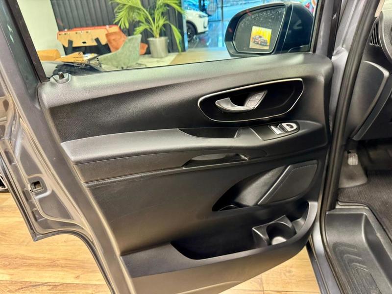 Mercedes Vito mixto III 119 Cdi Compact 4matic Select 9g-Tronic