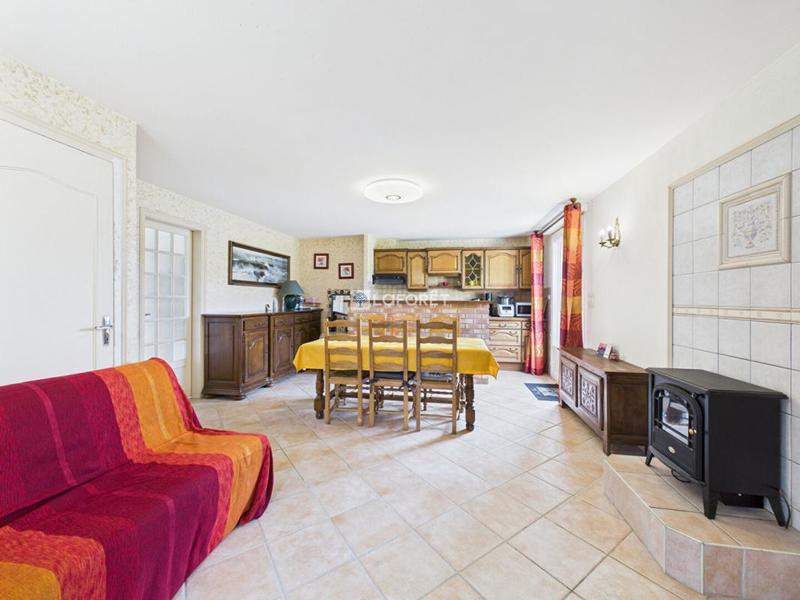 Maison - 191 m² - 8 pièces