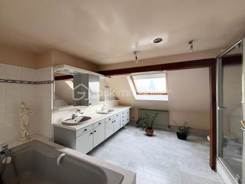 Maison - 175 m² - 6 pièces