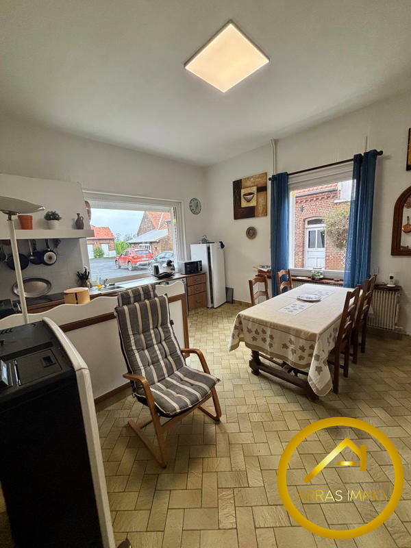 Maison - 192 m² - 6 pièces