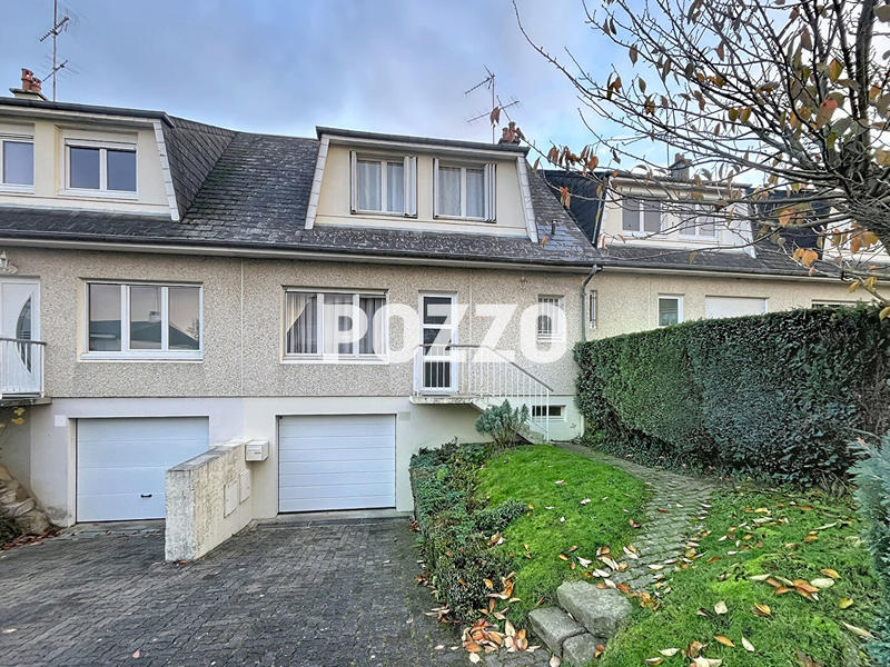 Maison - 98 m² - 4 pièces