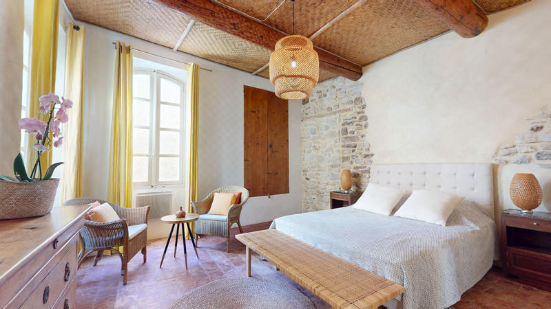 Maison - 463 m² - 11 pièces