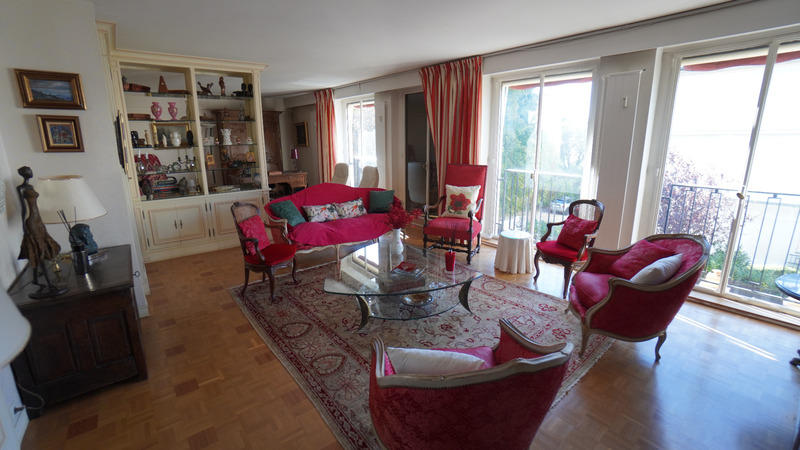 Appartement - 136 m² - 7 pièces