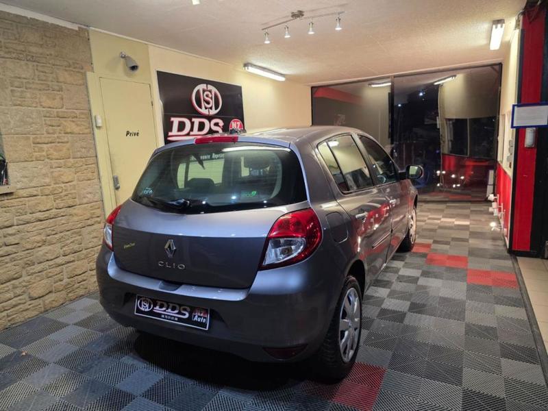 Renault Clio III 1.2 l Gps Regul Clim Distri Neuve
