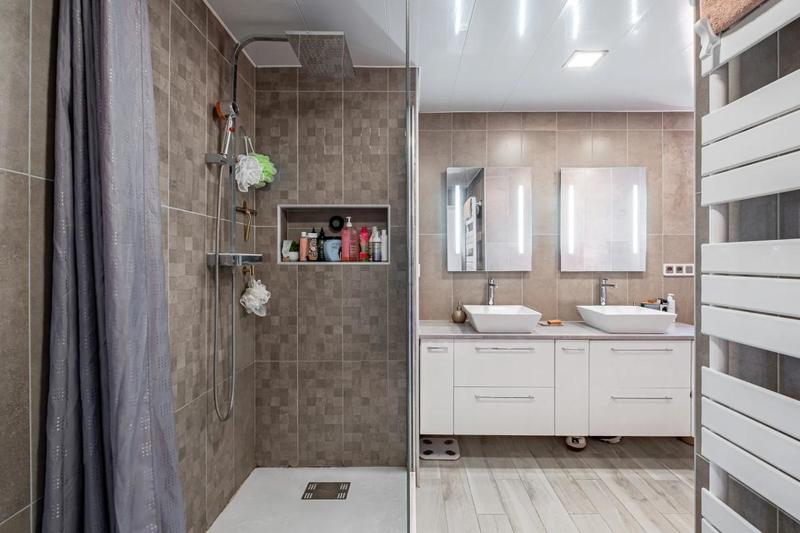 Appartement - 87 m² - 3 pièces