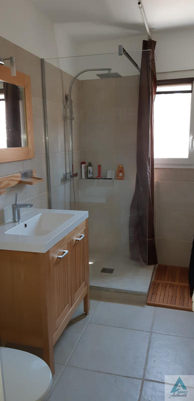 Appartement - 98 m² - 4 pièces