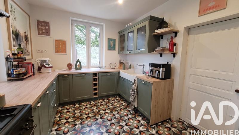 Maison - 226 m² - 8 pièces