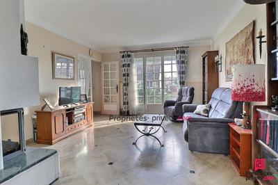 Maison - 150 m² - 8 pièces