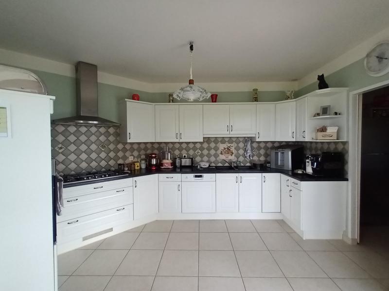 Maison - 136 m² - 6 pièces