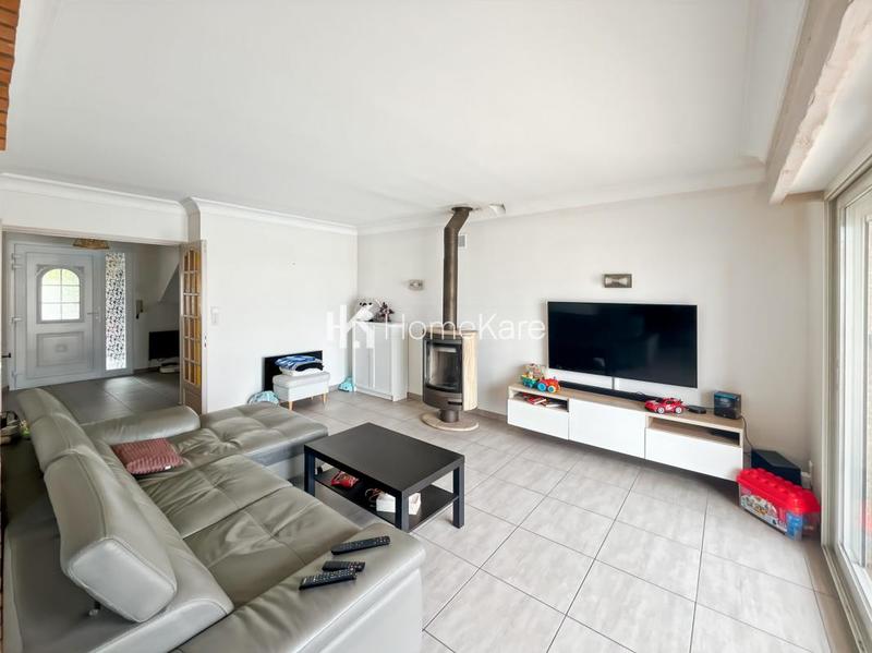 Maison - 200 m² - 8 pièces