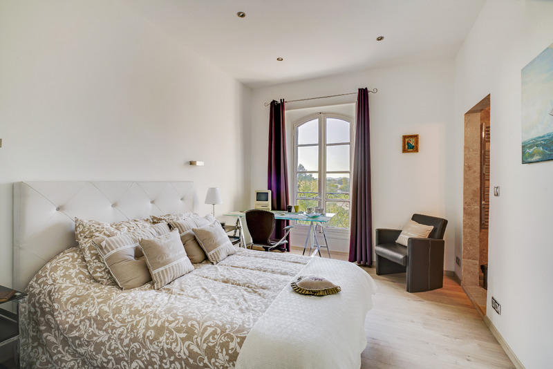 Appartement - 146 m² - 5 pièces