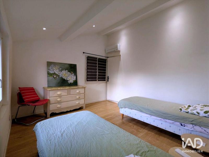 Maison - 174 m² - 6 pièces