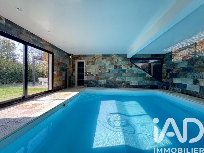 Maison de maîtres - 400 m² - 8 pièces