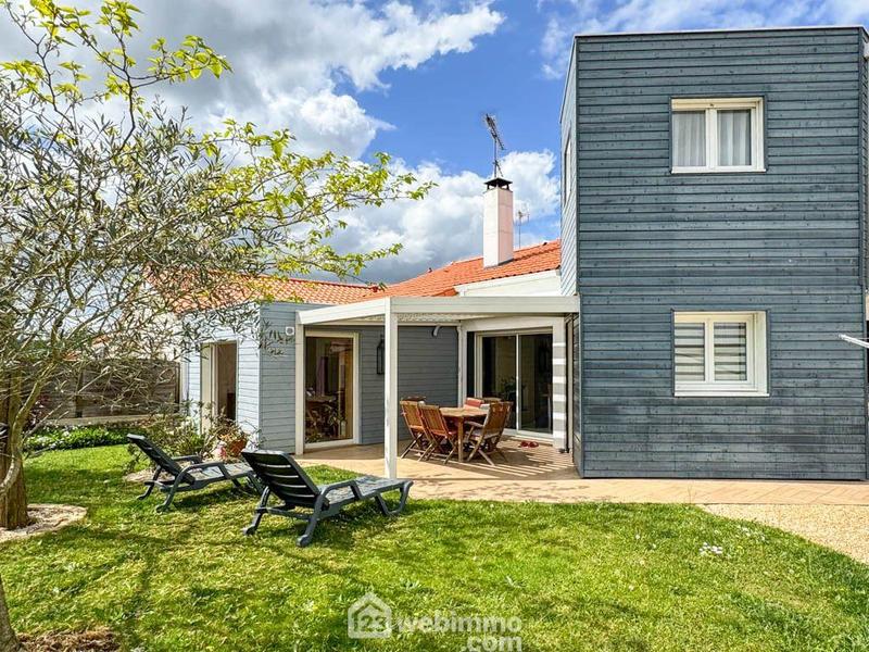 Maison - 146 m² - 6 pièces