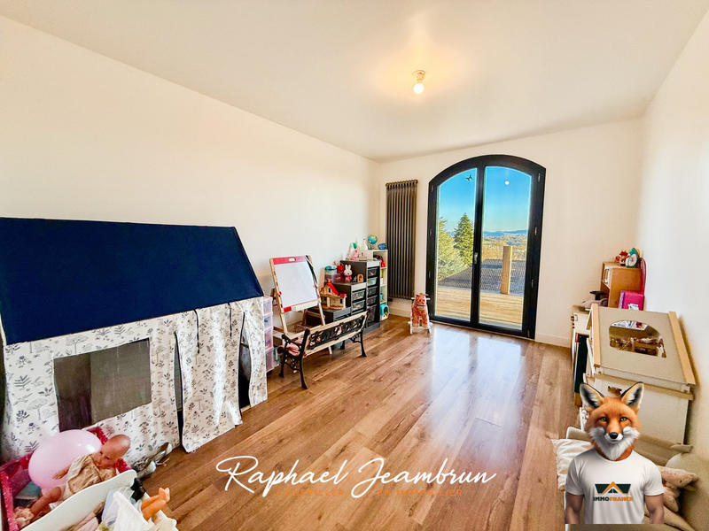 Maison - 151 m² - 6 pièces