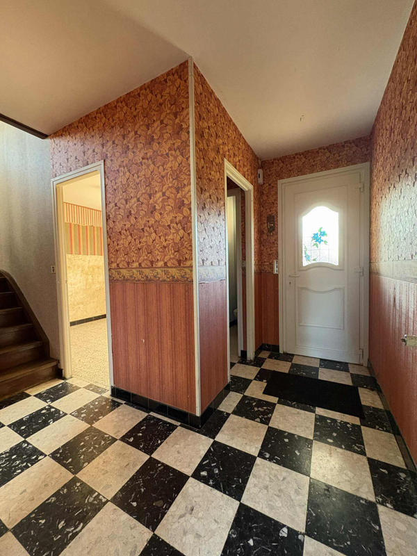 Maison - 94 m² - 6 pièces