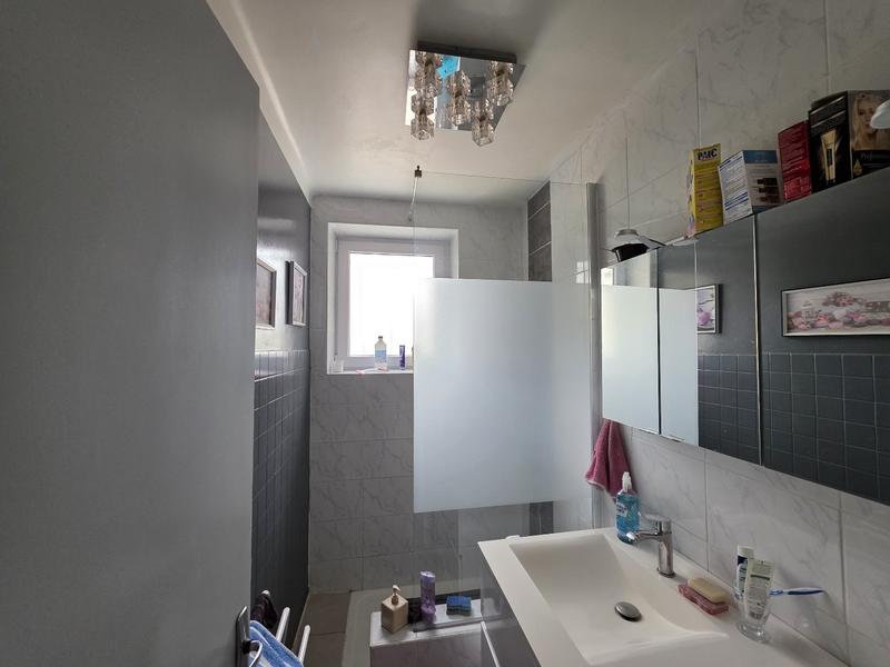 Maison - 245 m² - 9 pièces