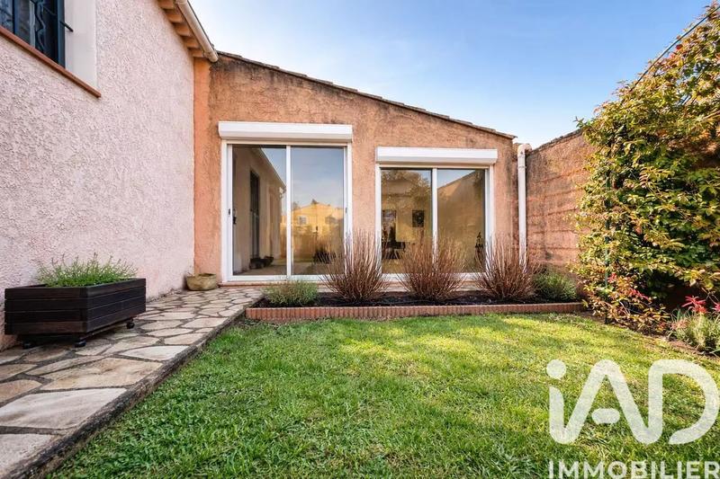 Maison - 90 m² - 4 pièces