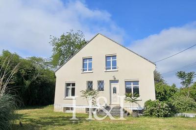 Propriété - 180 m² - 7 pièces