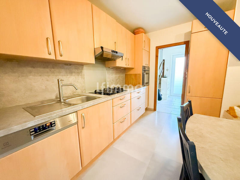 Maison - 175 m² - 8 pièces