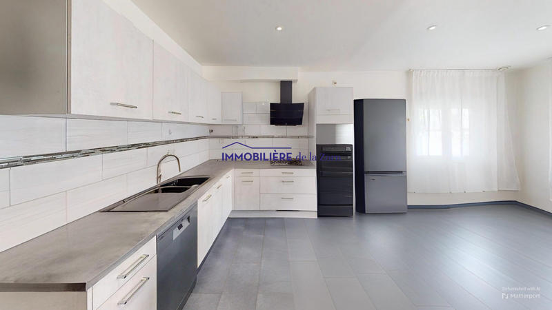 Villa - 161 m² - 5 pièces